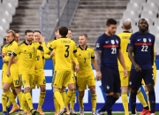 开云体育在线-法国队力克中国队，黄鸭组合点燃赛场