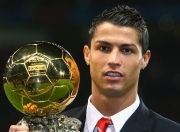 开云下载-当红箭破南美盾，萨拉赫状态解码欧陆风暴前的战术预演