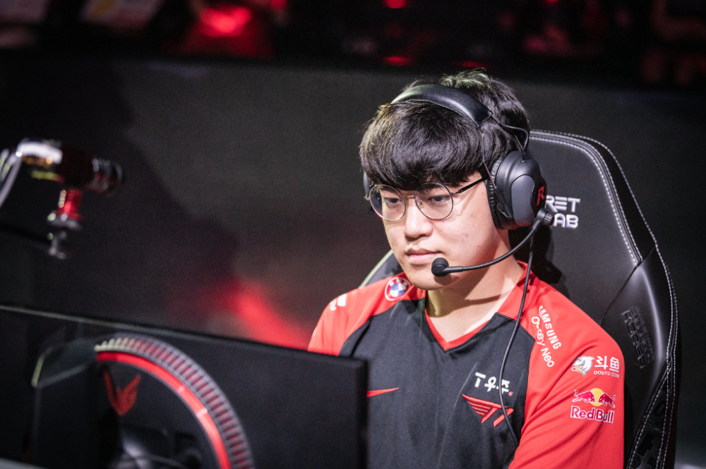 关于G2绝地反击T1,Gumayusi送出助攻的信息 关于G2绝地反击T1,Gumayusi送出助攻的信息