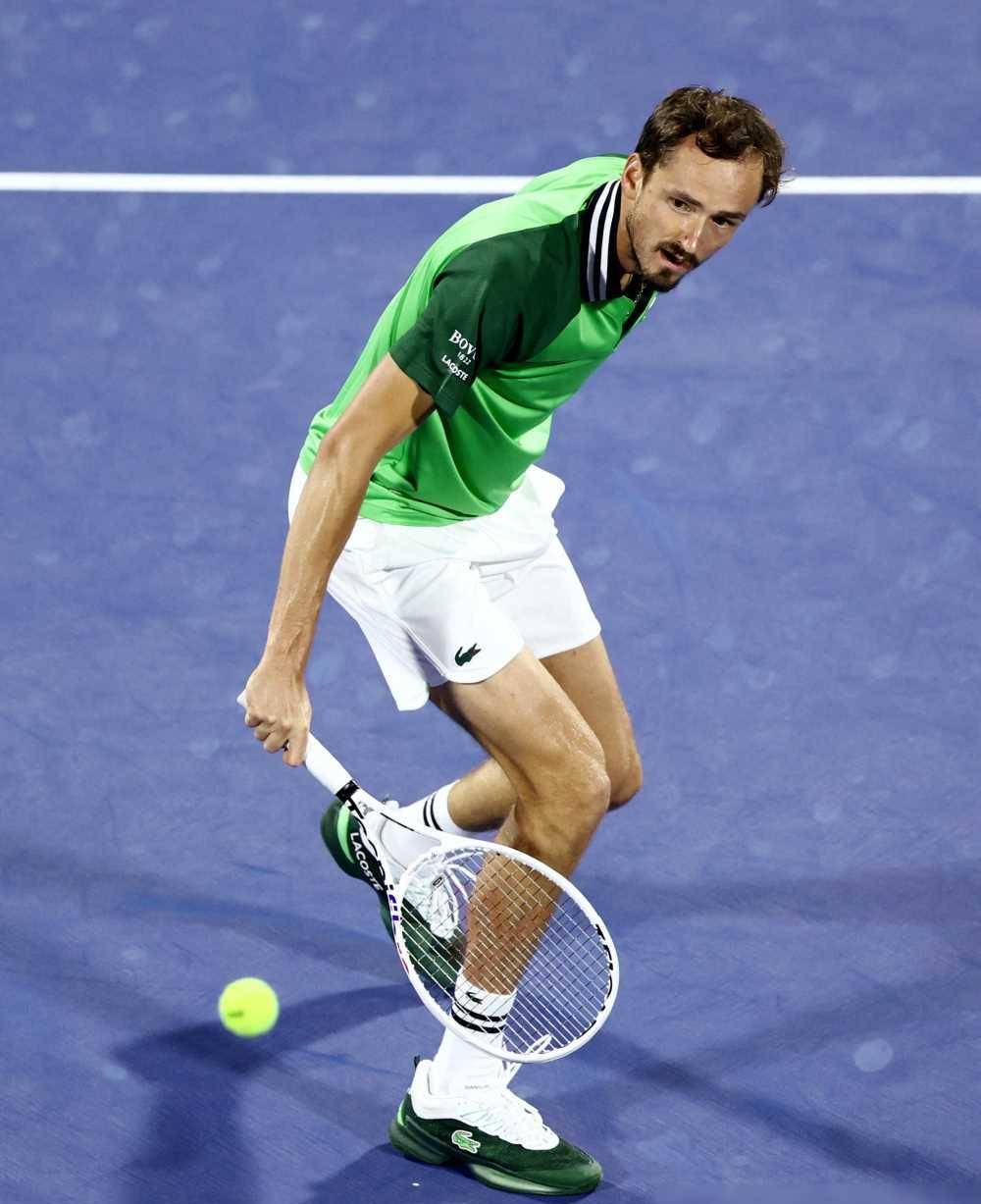 关于英国网球队绝地反击意大利网球队，梅德韦杰夫绝境逆转的信息