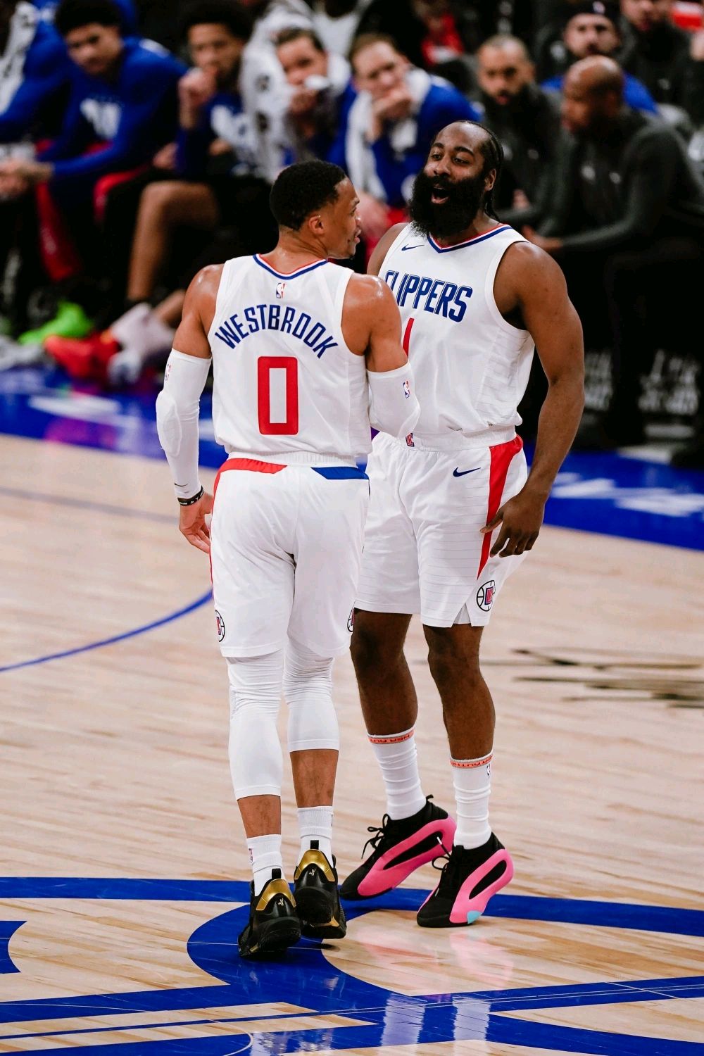 包含吉林队完胜广东队，哈登扛起全队的词条