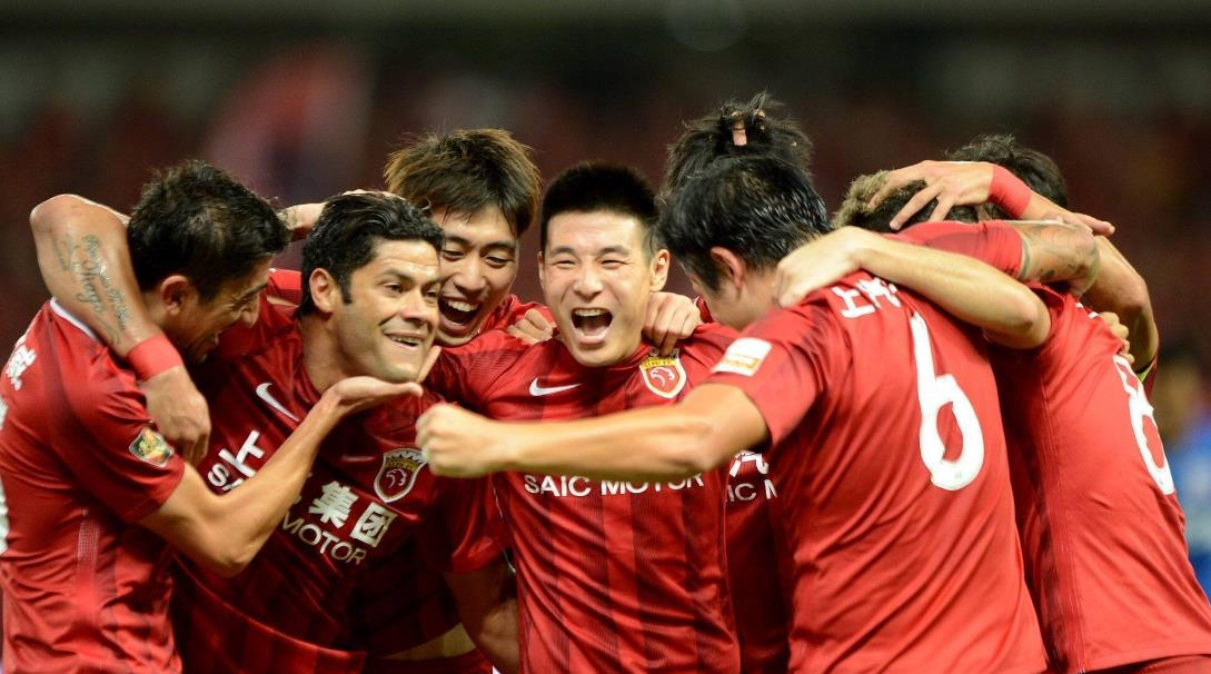 关于主场得分：天津泰达主场战胜上海上港，赢得关键胜利的信息