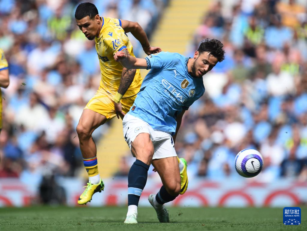 曼联客场大胜水晶宫,赢得激动战 曼联客场大胜水晶宫,赢得激动战