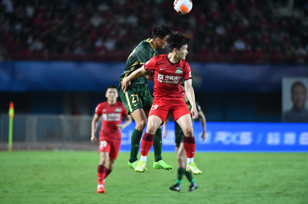 河南嵩山队连胜告捷,积分榜有所攀升的简单介绍 河南嵩山队连胜告捷,积分榜有所攀升的简单介绍