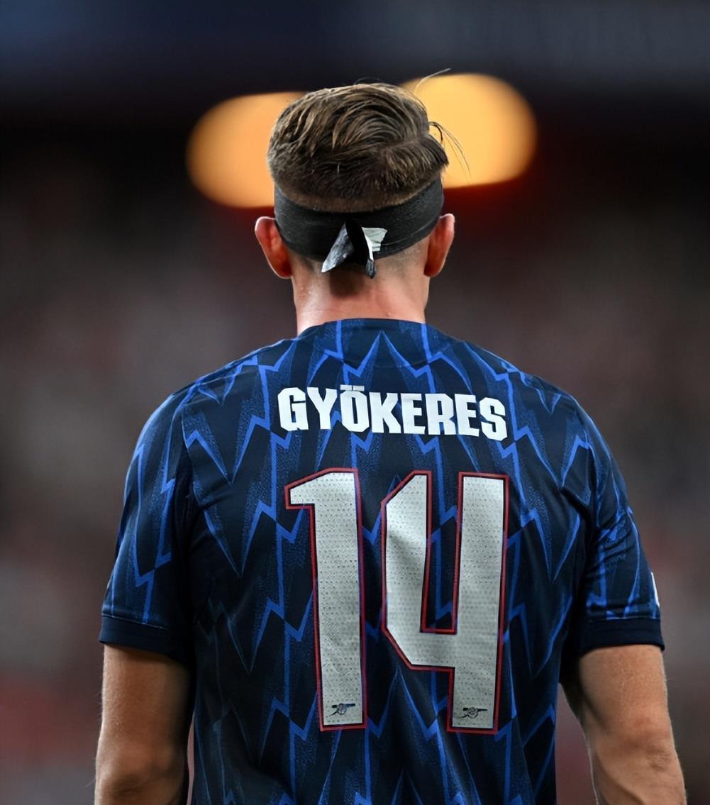 阿森纳主场险胜莱比锡红牛，保住领先优势