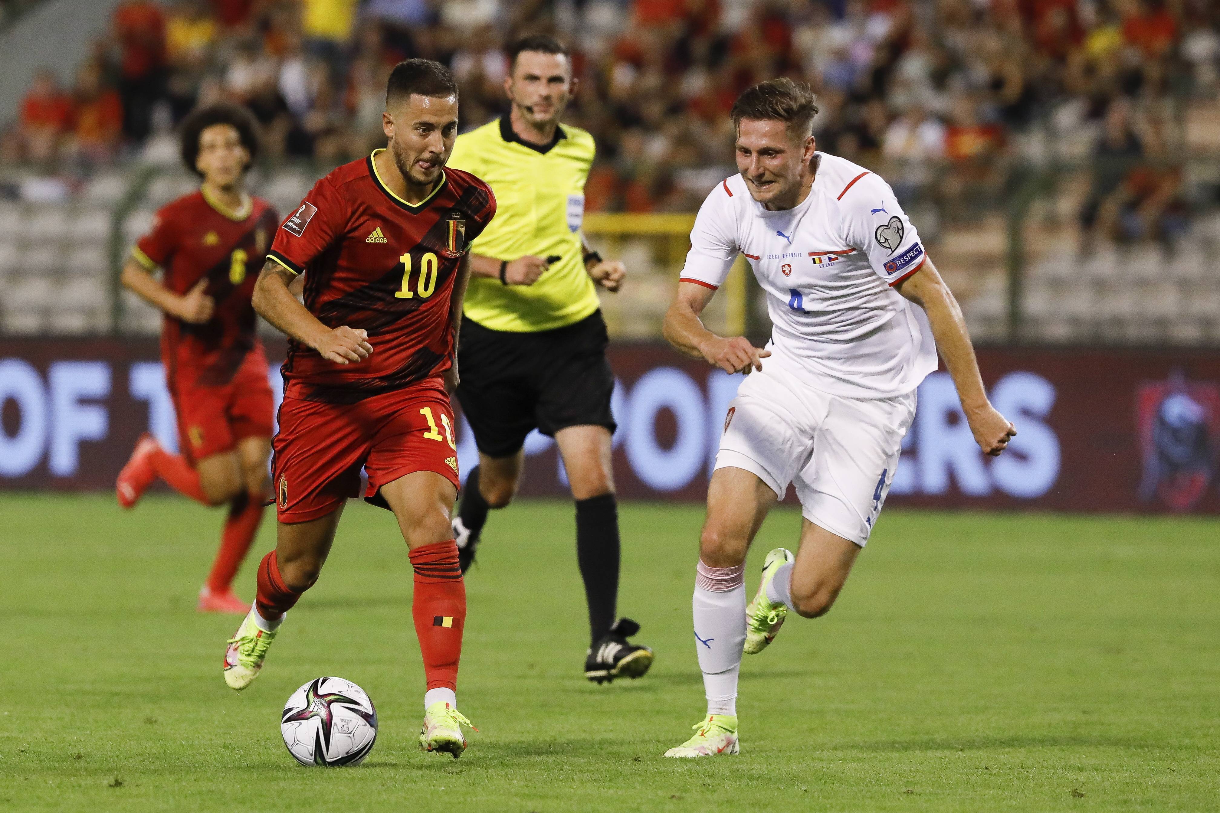 包含意大利足球狂欢盛宴,球队表现出色的词条 包含意大利足球狂欢盛宴,球队表现出色的词条