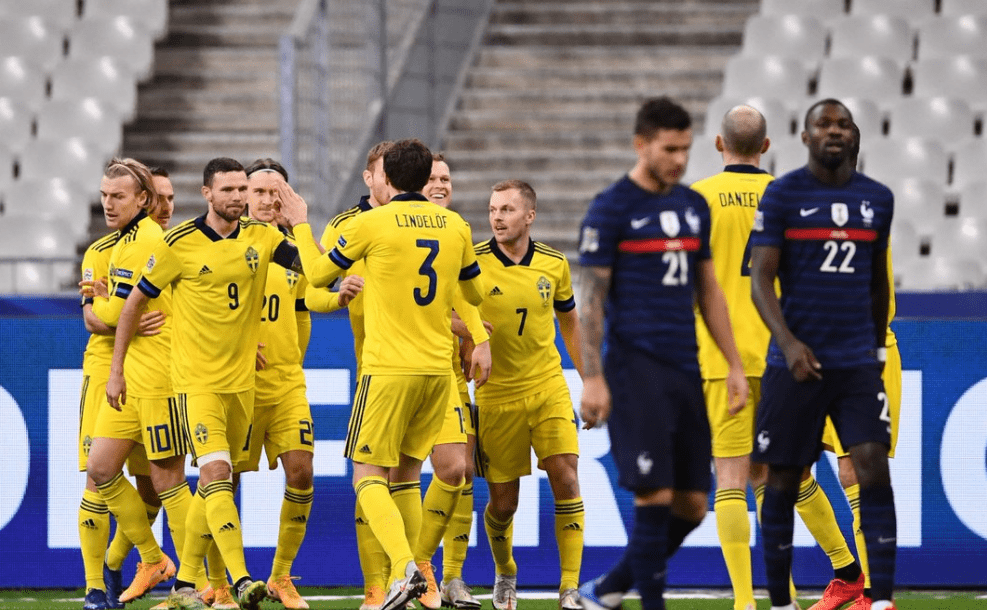 法国队力克中国队,黄鸭组合点燃赛场 法国队力克中国队,黄鸭组合点燃赛场