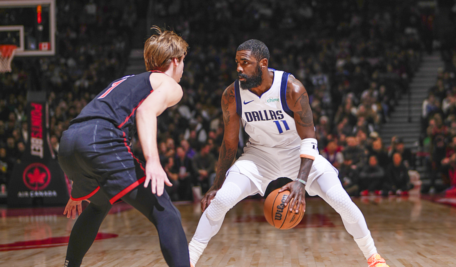 关于鹈鹕完胜山东队，东契奇带队取胜的信息