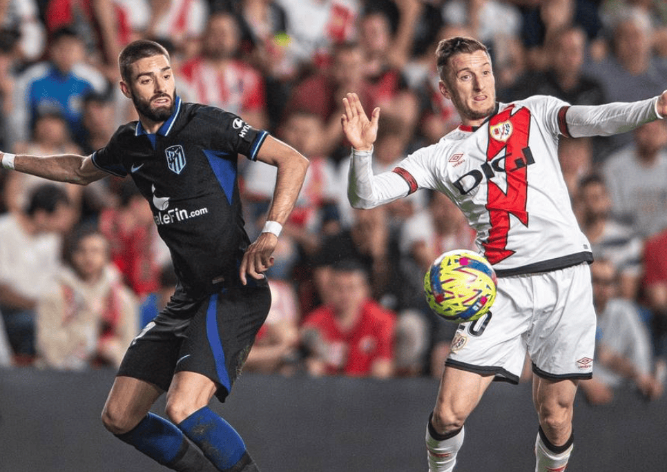 塞维利亚客场大捷，球队士气高涨的简单介绍