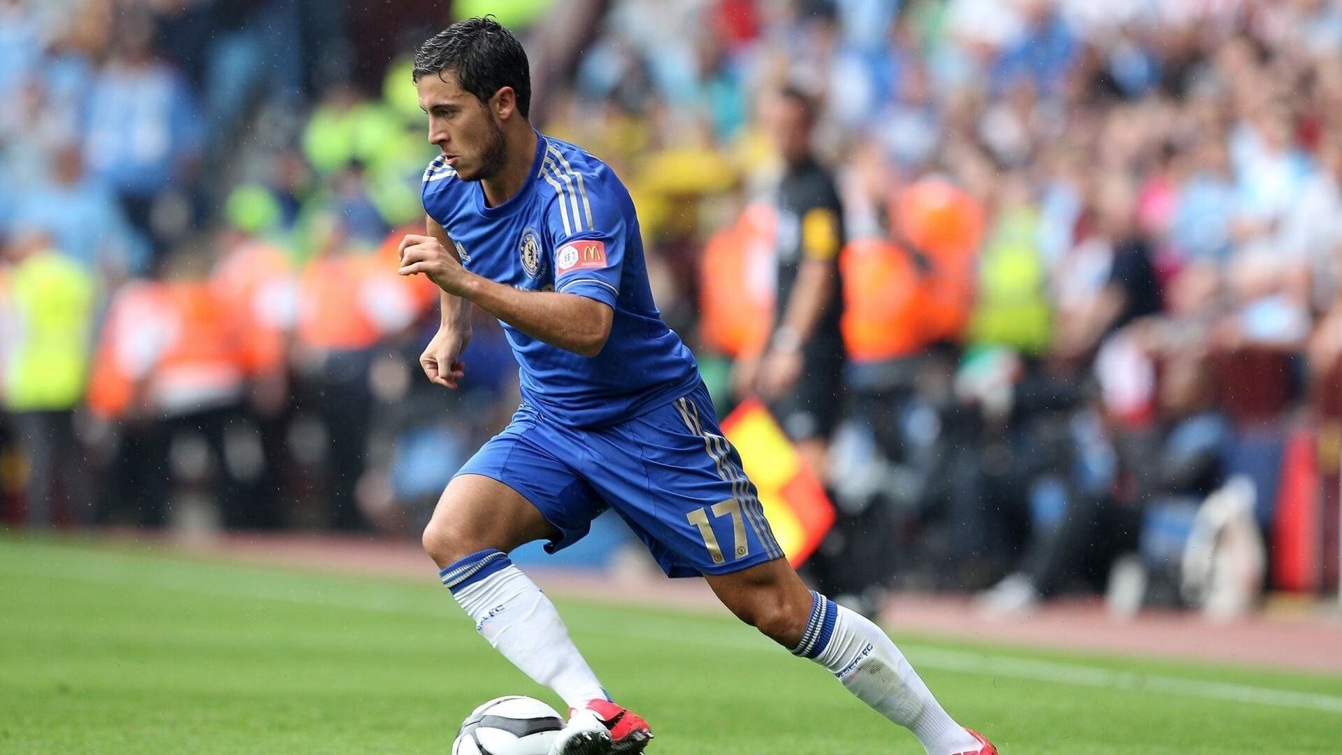 富安健洋关键节点连续得分，哥斯达黎加完胜阿根廷，亚洲足球的崛起与战术革命的启示