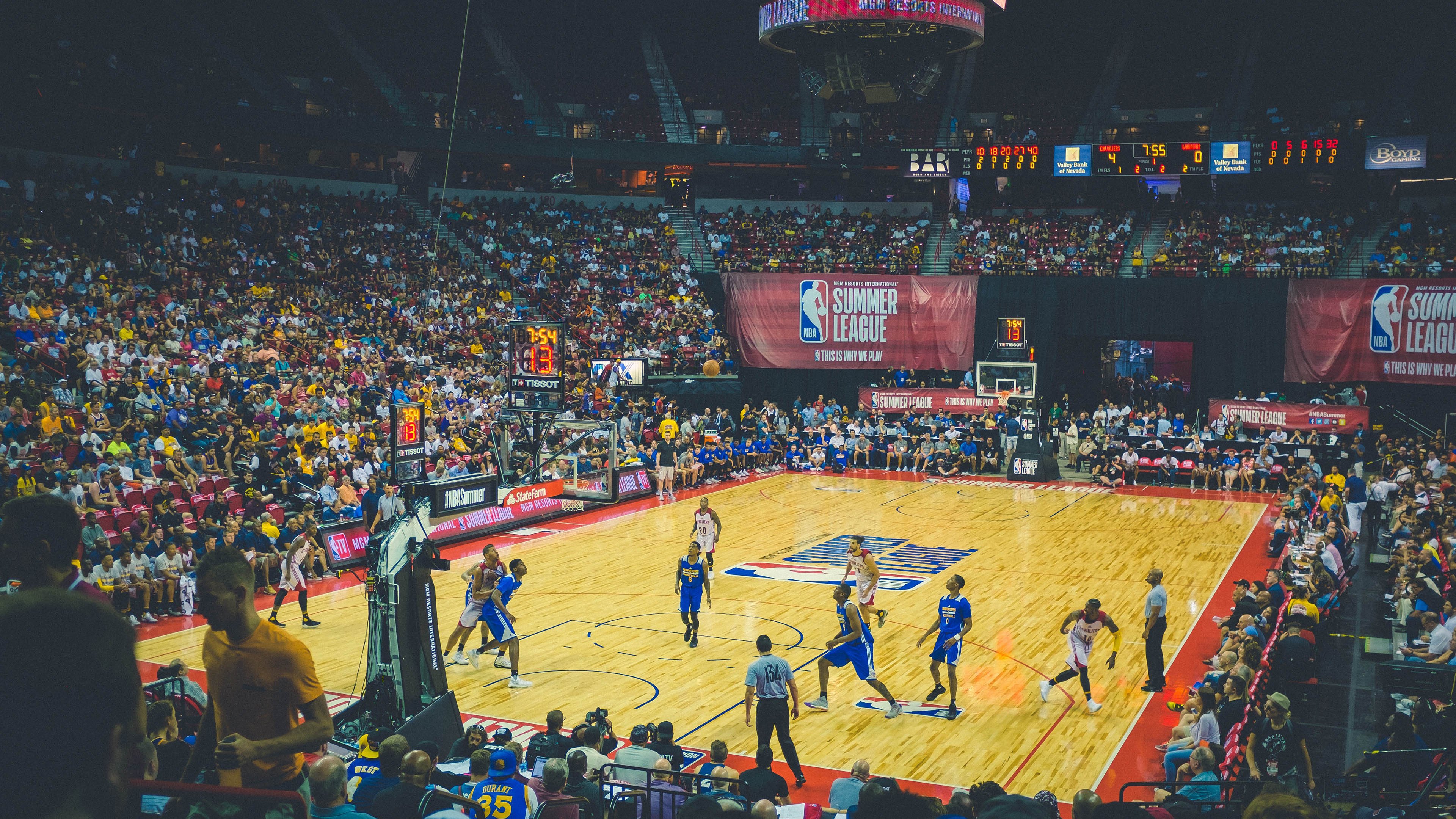 英格拉姆关键战不手软，凯尔特人险胜篮网暴露争冠隐忧