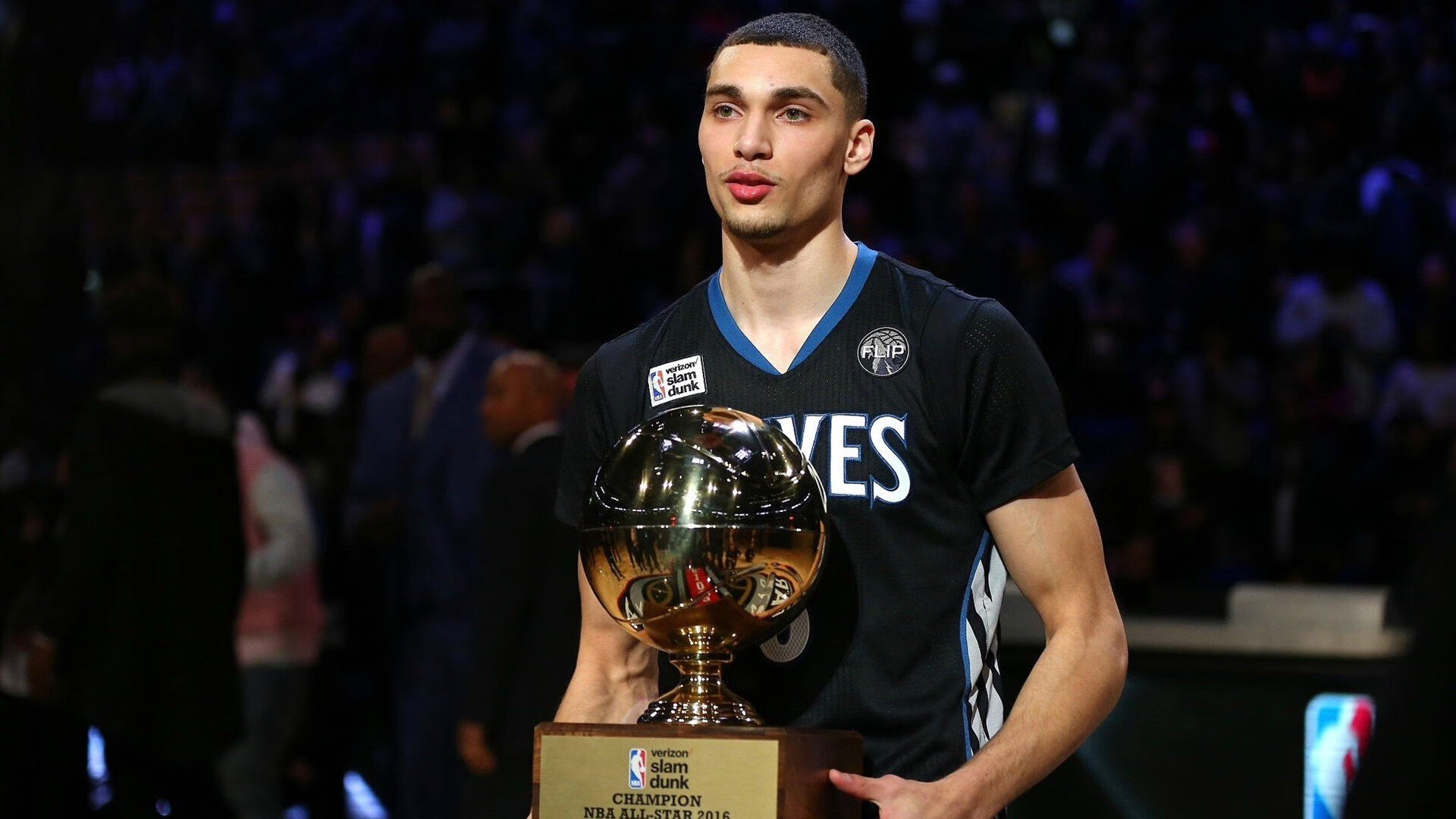 公牛掀翻凯尔特人，浓眉在欧冠决赛接管比赛，跨界传奇的启示