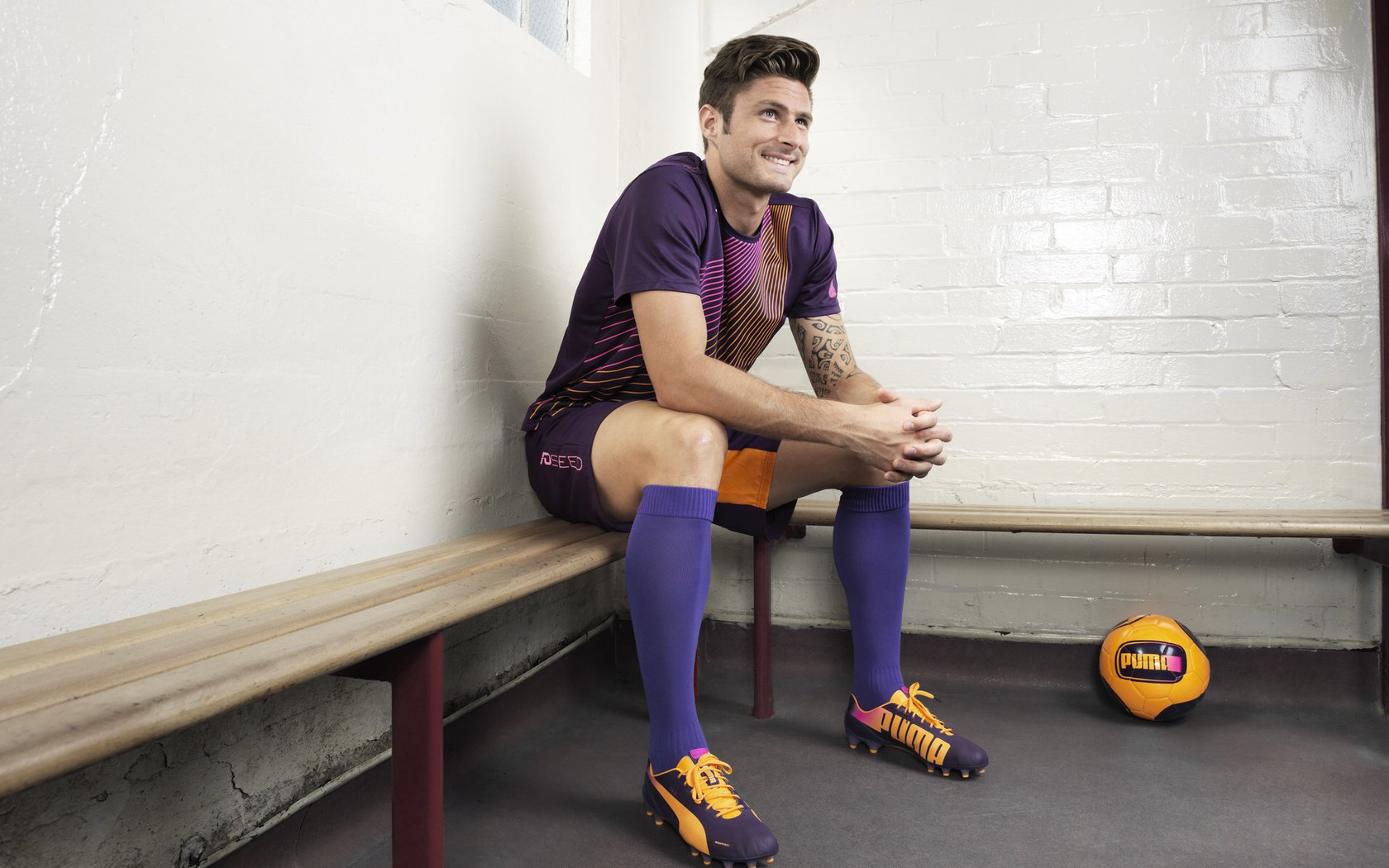 战术的博弈，布雷默的手术刀与利物浦的窒息式压制